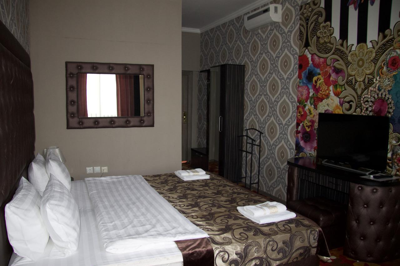 Hotel Deluxe Plaza Almaty Exteriér fotografie