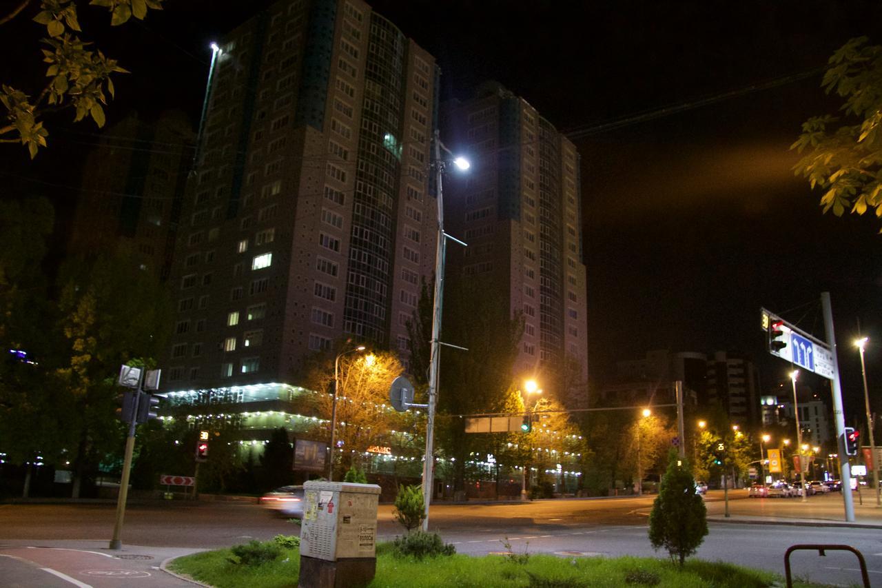 Hotel Deluxe Plaza Almaty Exteriér fotografie