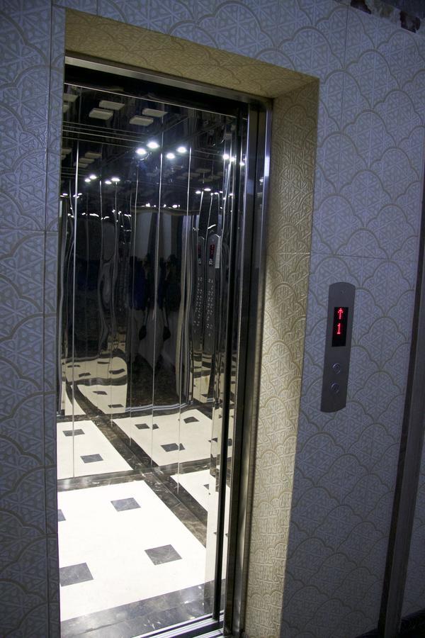 Hotel Deluxe Plaza Almaty Exteriér fotografie