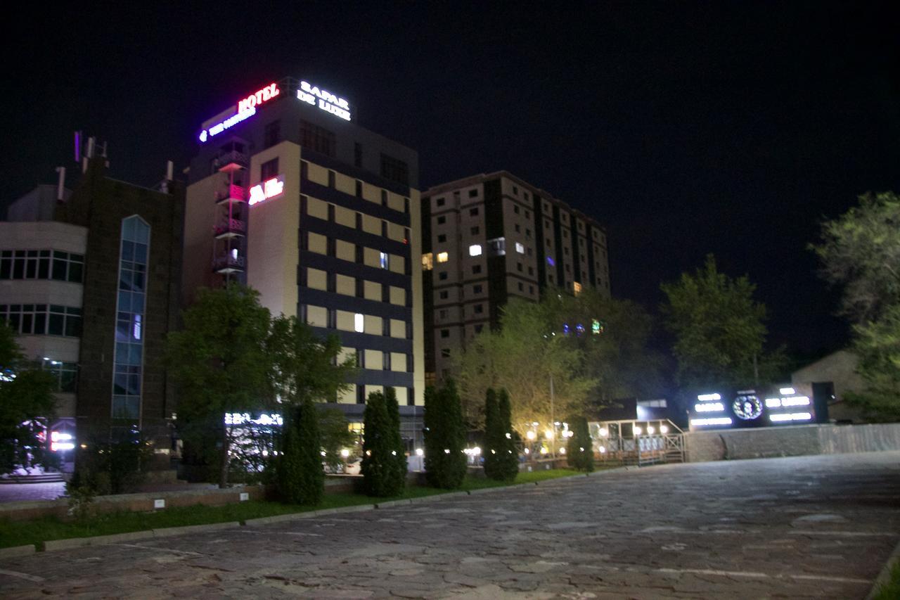 Hotel Deluxe Plaza Almaty Exteriér fotografie